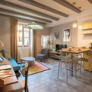 Apartment Urbain Au 2bis -, Annecy